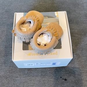 Freshly Picked, size 0, moccasins! Good condition!